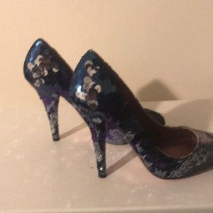 Miu Miu sequins pump